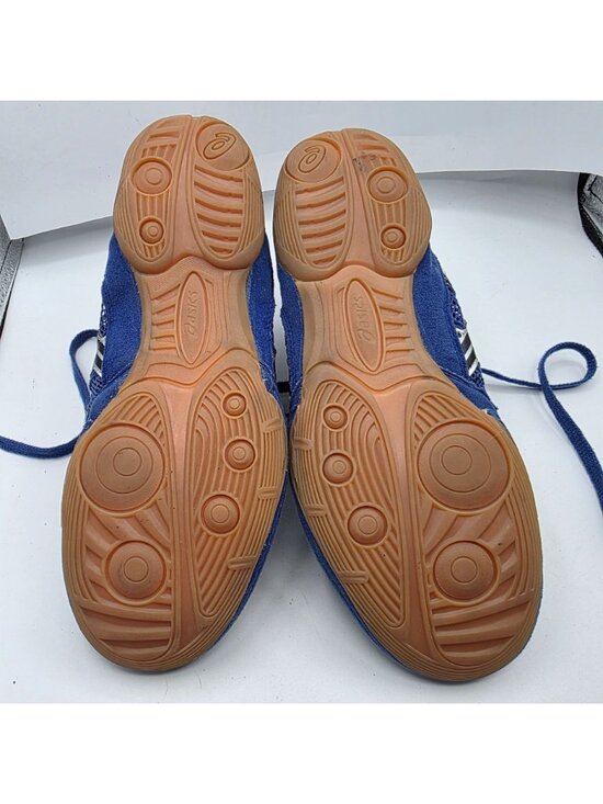 Athletic_Shoes